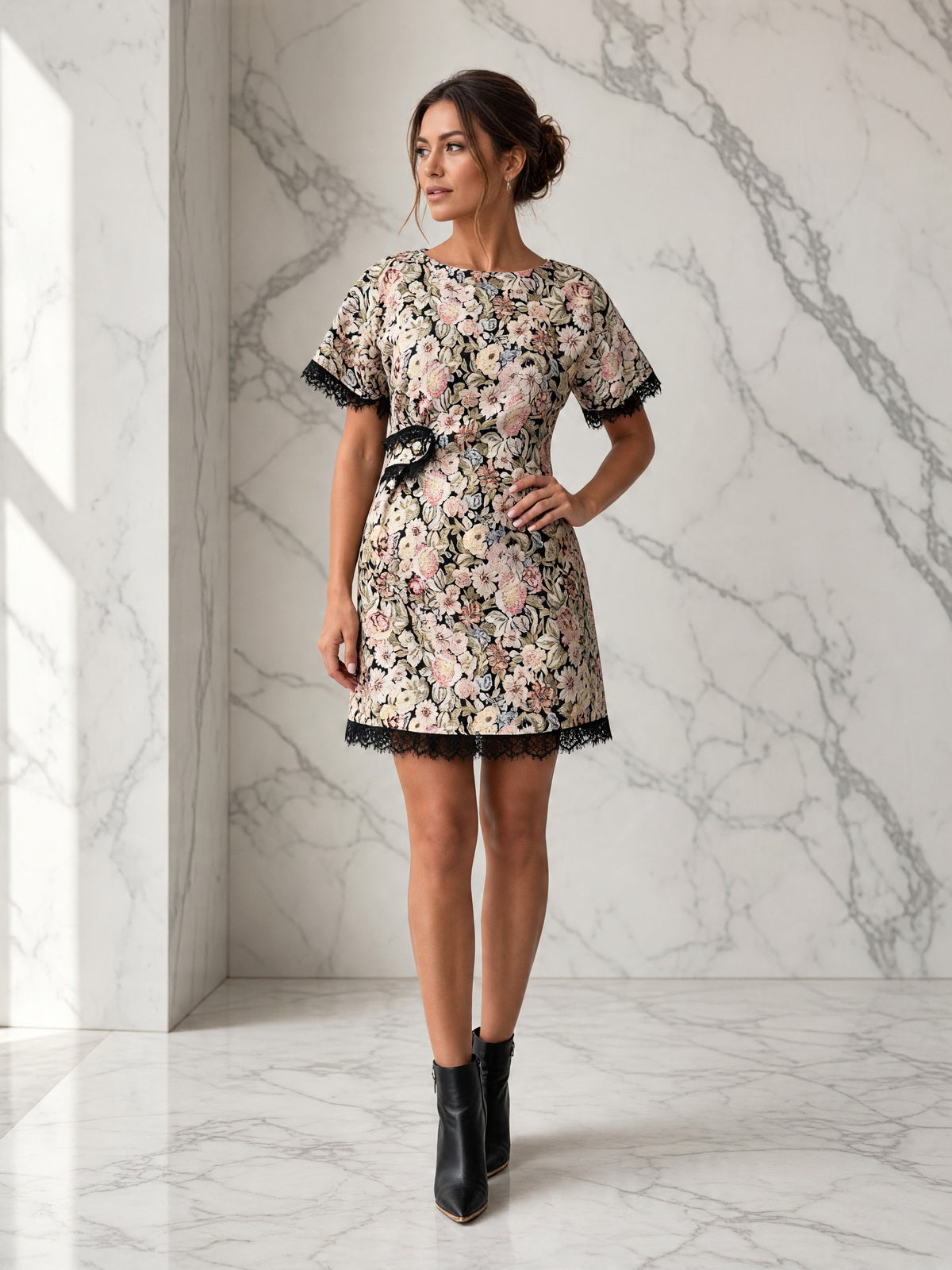 Rochie Ornella din brocart floral