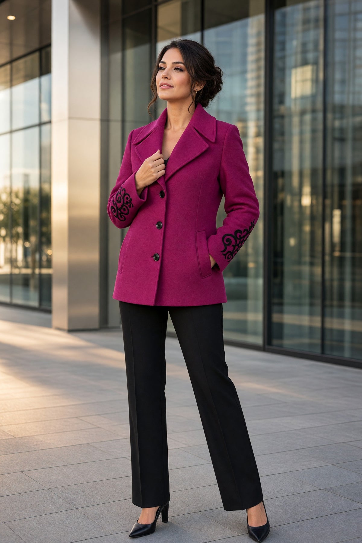 Palton din Lână Alessandra Fucsia cu Broderie Ornamentală - SENTIERRI