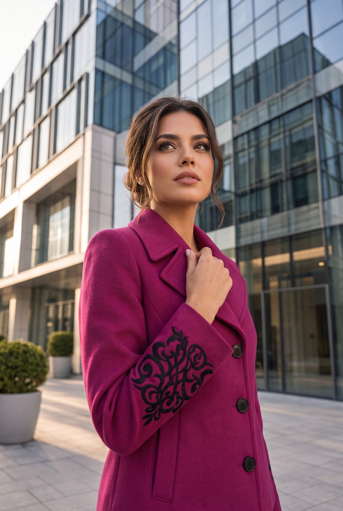 Palton din Lână Alessandra Fucsia cu Broderie Ornamentală - SENTIERRI