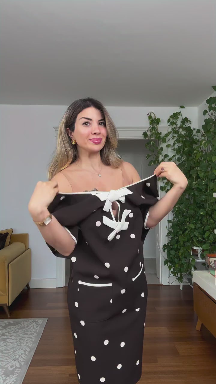 Încărcați videoclipul: Rochie Polka Chic